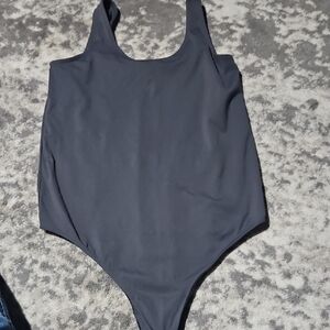 TORRID DARK GRAY TANK TOP BODY SUIT SIZE 0